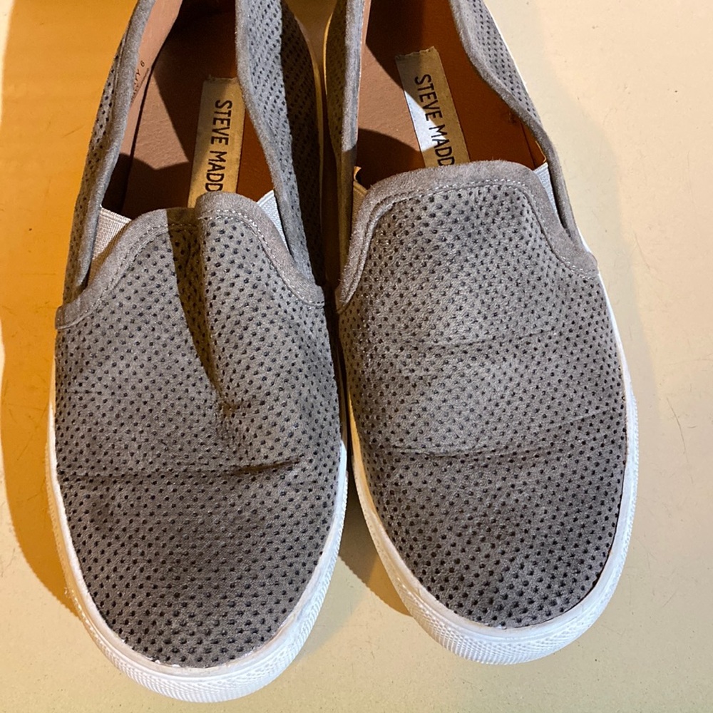 Steve madden womens 6. Gently used condition.